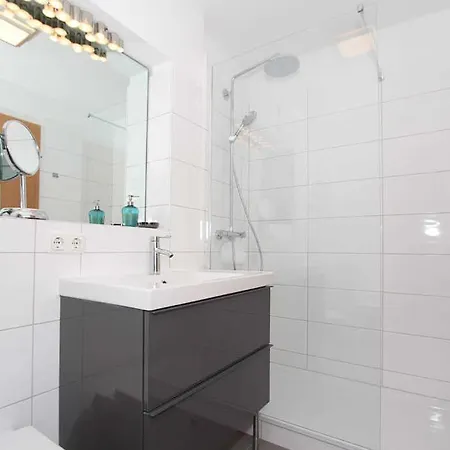 Deichlaeufer Апартаменты *